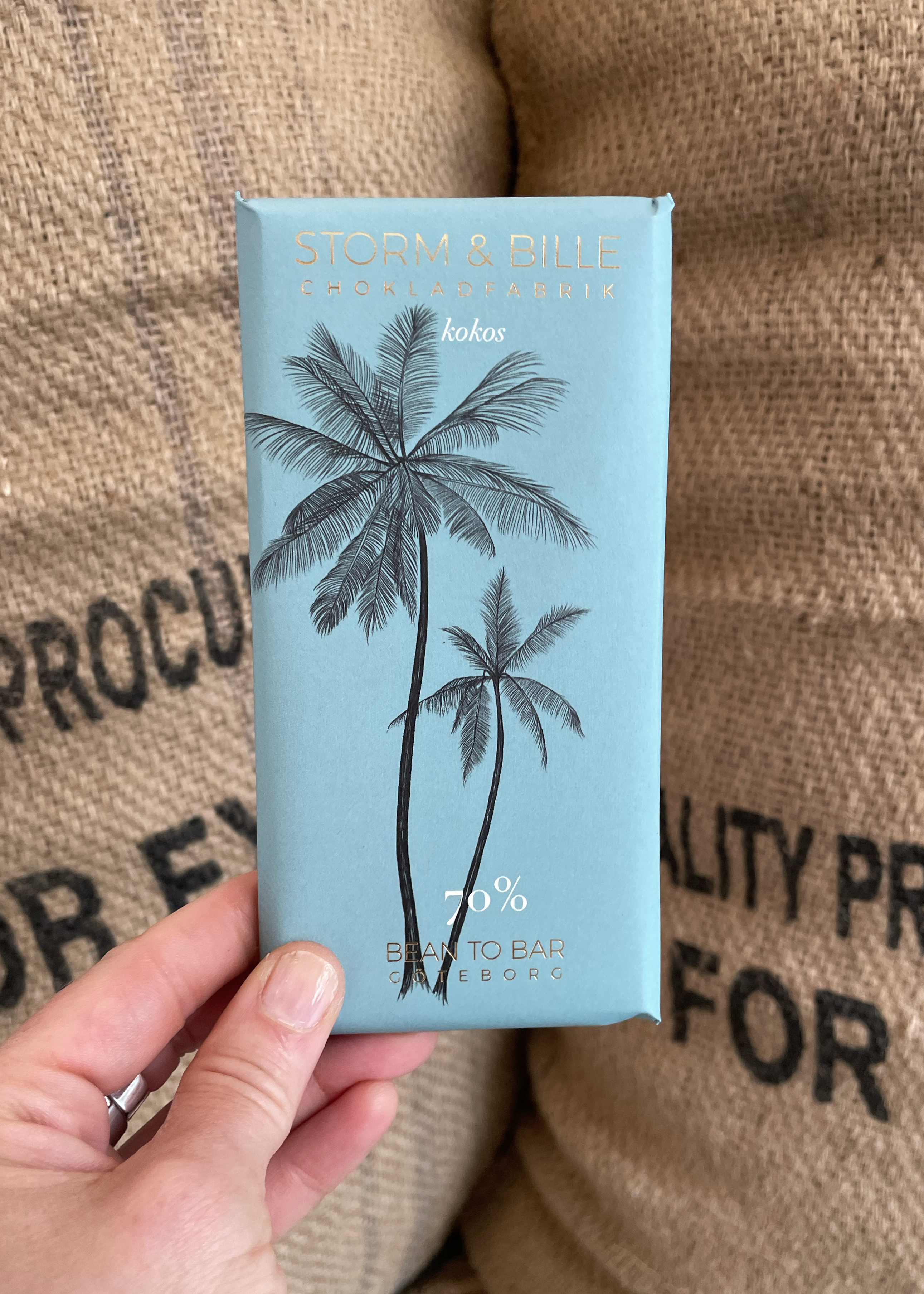Chocolate cake 70% Coconut ECO