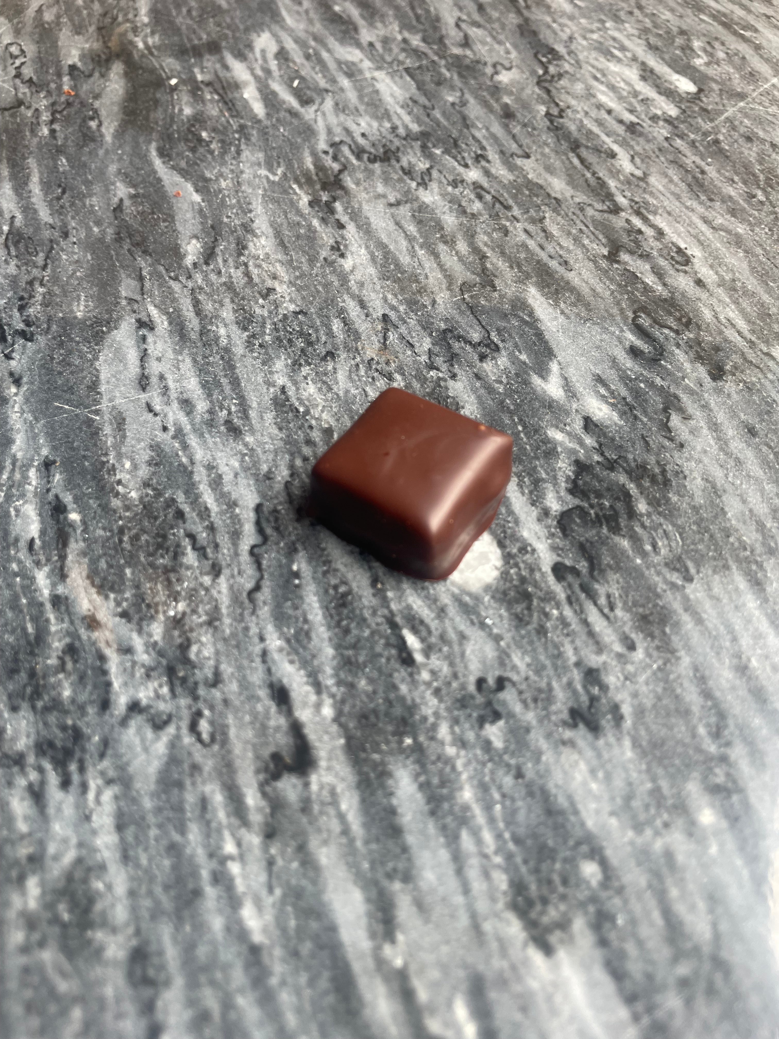 Pralin Mörk Ganache Choklad (styck)